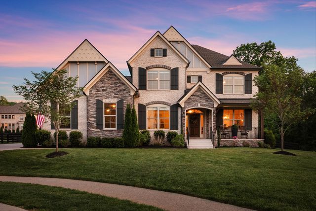 6917 Fence Post Ln, College Grove, TN 37046