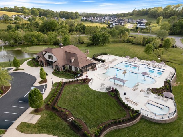 6917 Fence Post Ln, College Grove, TN 37046