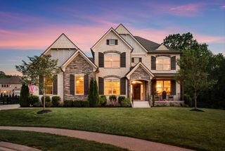 6917 Fence Post Ln, College Grove, TN 37046