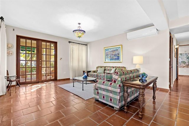 86 LAKE SIDE VILLAS AB 3, Vega Alta, PR 00692