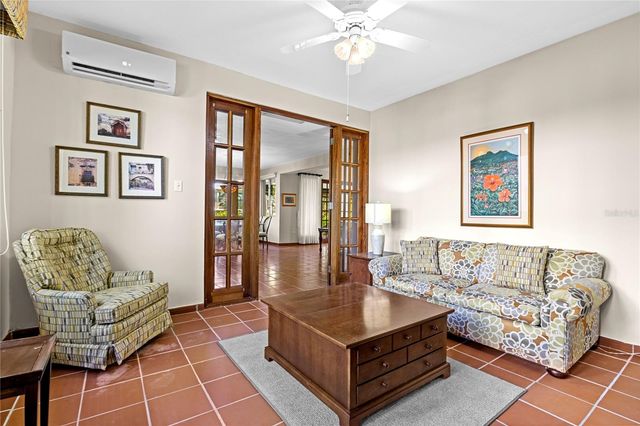 86 LAKE SIDE VILLAS AB 3, Vega Alta, PR 00692