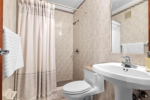 86 LAKE SIDE VILLAS AB 3, Vega Alta, PR 00692