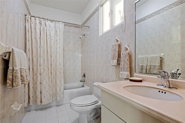 86 LAKE SIDE VILLAS AB 3, Vega Alta, PR 00692