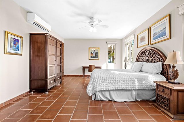 86 LAKE SIDE VILLAS AB 3, Vega Alta, PR 00692