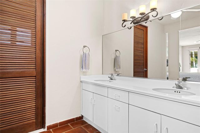 86 LAKE SIDE VILLAS AB 3, Vega Alta, PR 00692