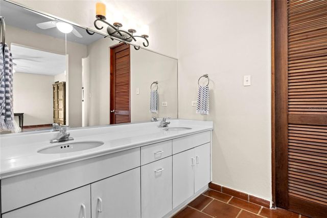 86 LAKE SIDE VILLAS AB 3, Vega Alta, PR 00692