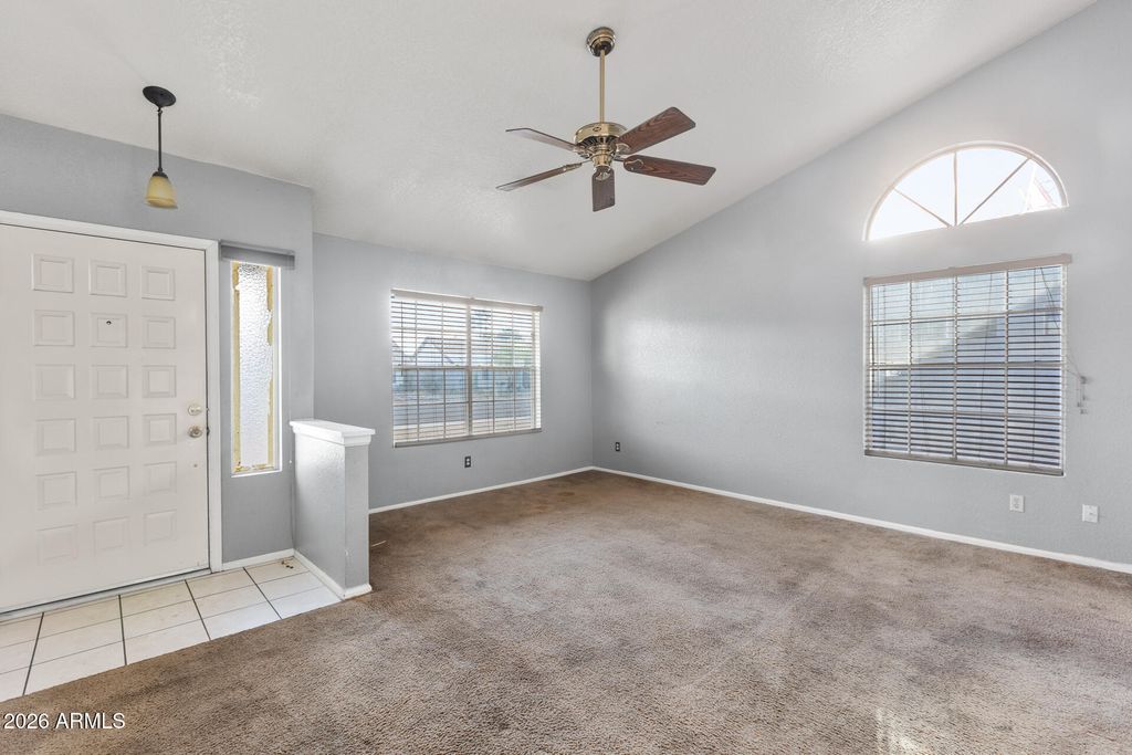 5546 W Shangri La Road, Glendale, AZ 85304 — photo 2