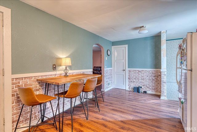 1003 E HEERDINK Avenue, Evansville, IN 47711