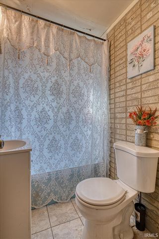 1003 E HEERDINK Avenue, Evansville, IN 47711