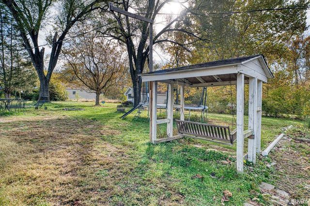 1003 E HEERDINK Avenue, Evansville, IN 47711