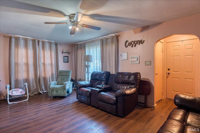 1003 E HEERDINK Avenue, Evansville, IN 47711