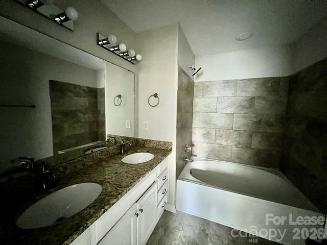8433 Southgate Commons Drive, Charlotte, NC 28277