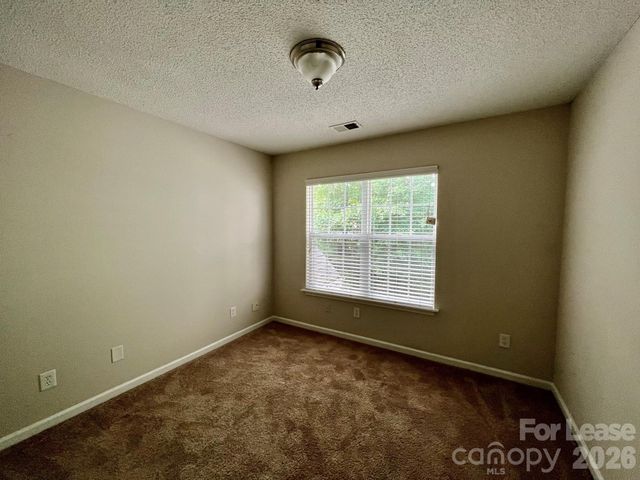 8433 Southgate Commons Drive, Charlotte, NC 28277