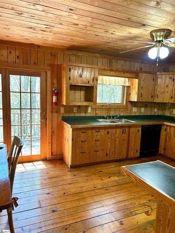 107 Brendart Hill Road, Sunset, SC 29685