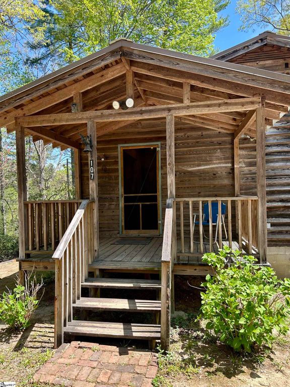 107 Brendart Hill Road, Sunset, SC 29685