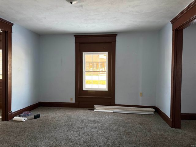 1903 H St, Bedford, IN 47421