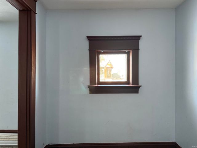 1903 H St, Bedford, IN 47421