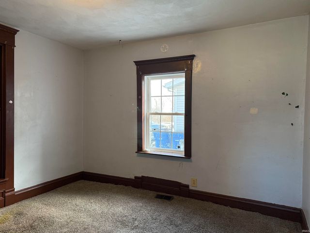 1903 H St, Bedford, IN 47421