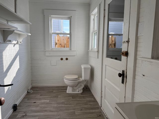 1903 H St, Bedford, IN 47421