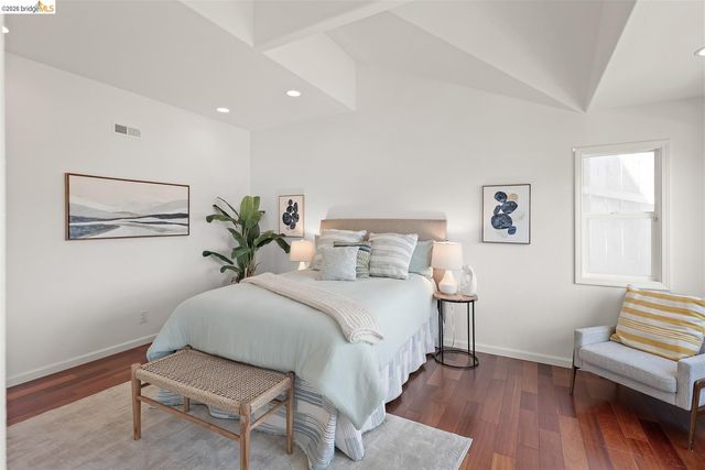 873 Hillside Ave, Albany, CA 94706