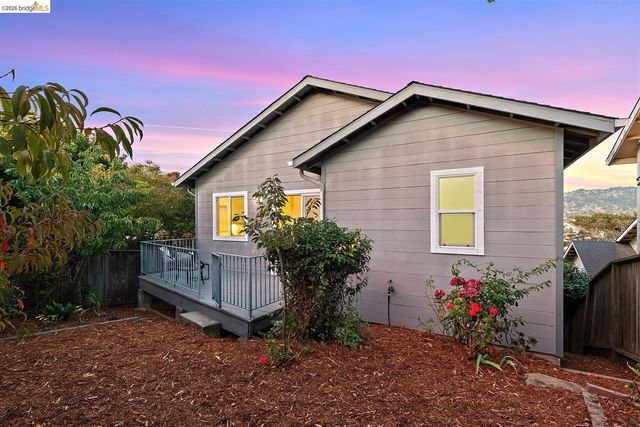873 Hillside Ave, Albany, CA 94706