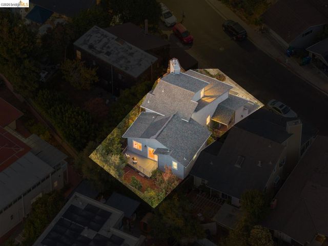 873 Hillside Ave, Albany, CA 94706