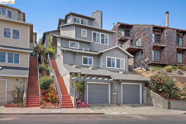 873 Hillside Ave, Albany, CA 94706