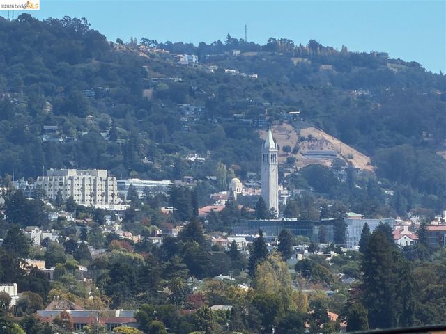 873 Hillside Ave, Albany, CA 94706