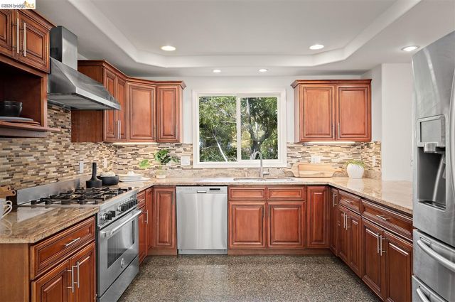 873 Hillside Ave, Albany, CA 94706