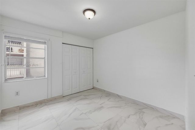 140 NW 14th Ave 9, Miami, FL 33125