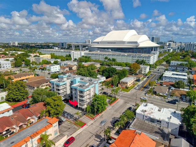 140 NW 14th Ave 9, Miami, FL 33125
