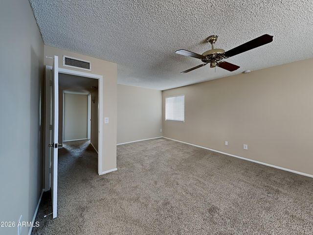 3821 W MURIEL Drive, Glendale, AZ 85308