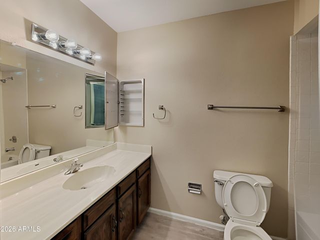 3821 W MURIEL Drive, Glendale, AZ 85308