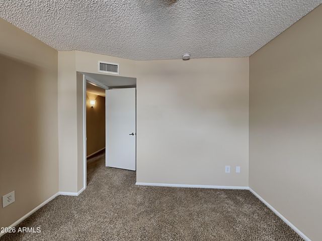 3821 W MURIEL Drive, Glendale, AZ 85308