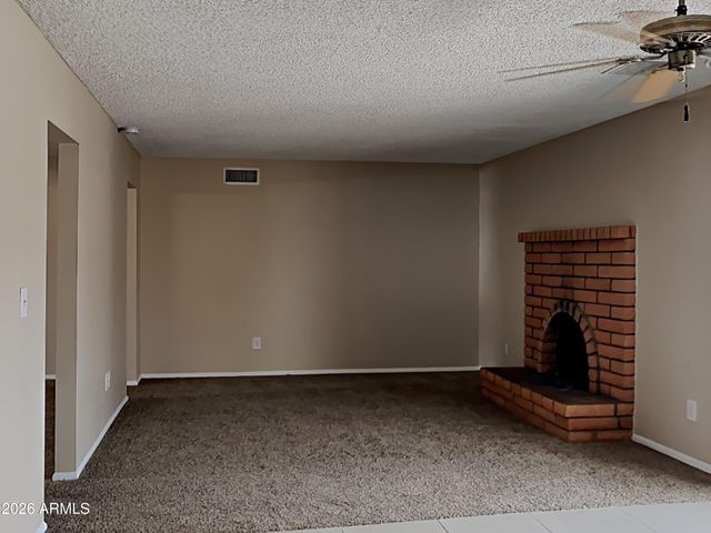 3821 W MURIEL Drive, Glendale, AZ 85308