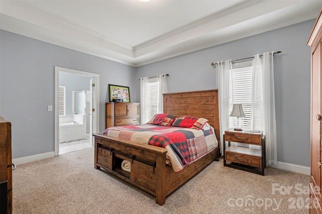 172 Eaglecrest Drive, Matthews, NC 28104