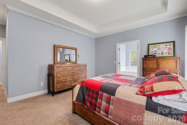 172 Eaglecrest Drive, Matthews, NC 28104