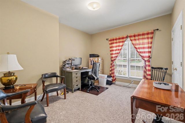 172 Eaglecrest Drive, Matthews, NC 28104