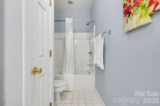 172 Eaglecrest Drive, Matthews, NC 28104