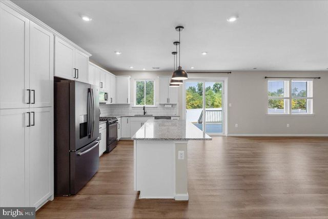 124 LENORE LN, Winchester, VA 22602