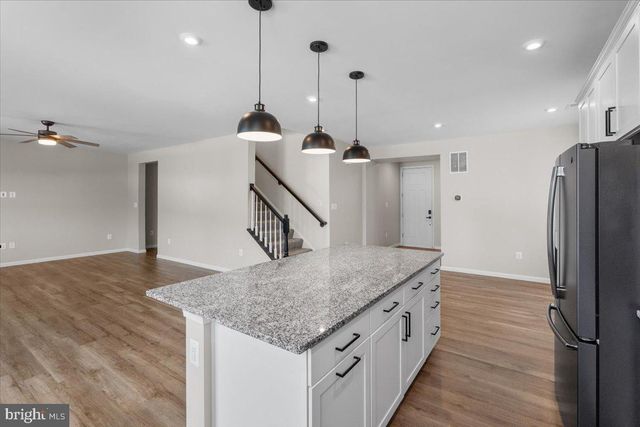 124 LENORE LN, Winchester, VA 22602