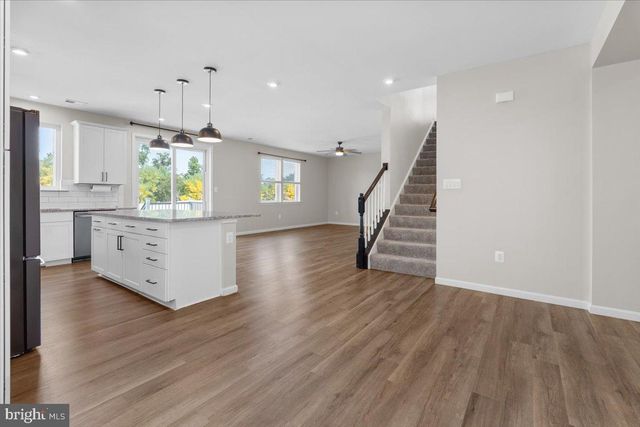 124 LENORE LN, Winchester, VA 22602