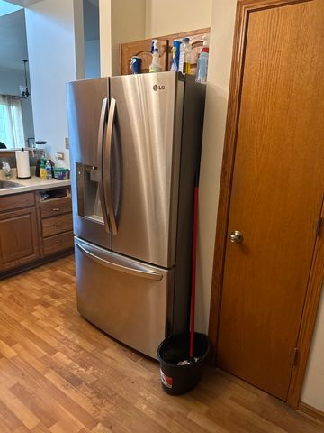 9038 Mansfield Drive, Tinley Park, IL 60487