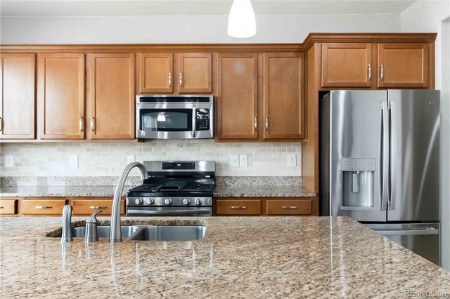 5402 Echo Hollow Street, Castle Rock, CO 80104