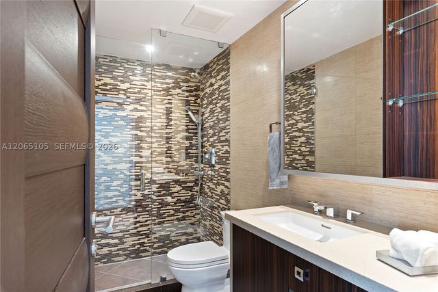 19216 Fisher Island Dr 19216, Miami Beach, FL 33109