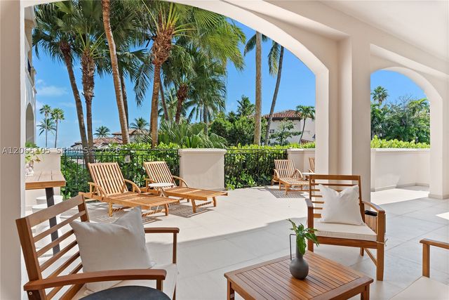19216 Fisher Island Dr 19216, Miami Beach, FL 33109