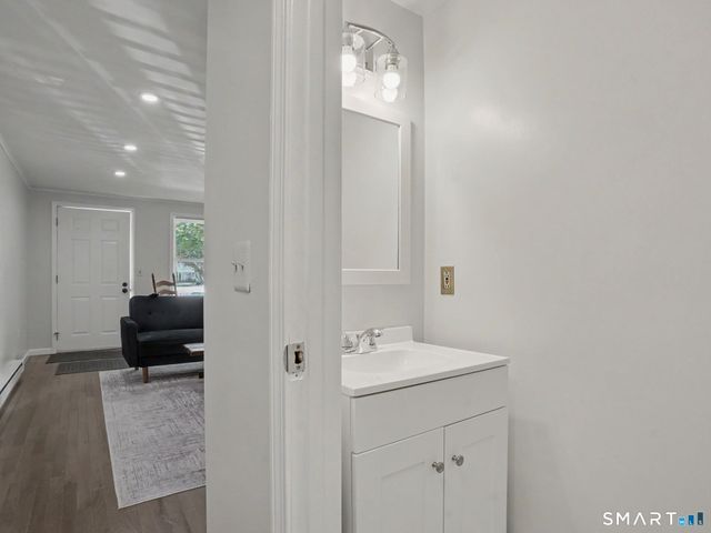 140 Beachview Avenue 266, Bridgeport, CT 06605
