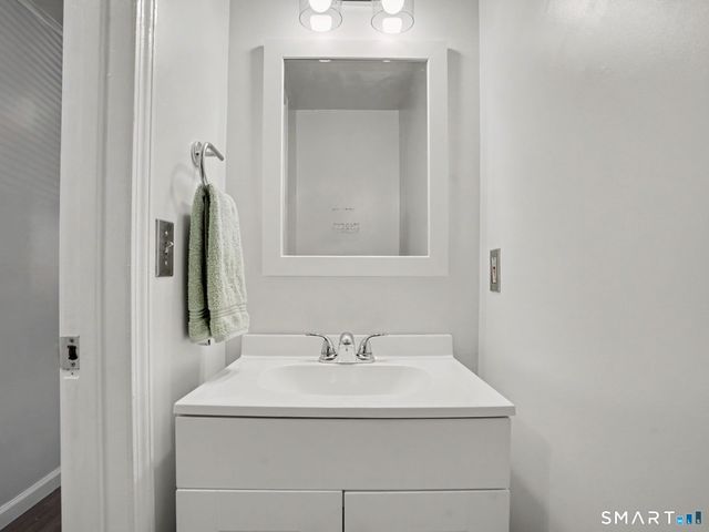 140 Beachview Avenue 266, Bridgeport, CT 06605