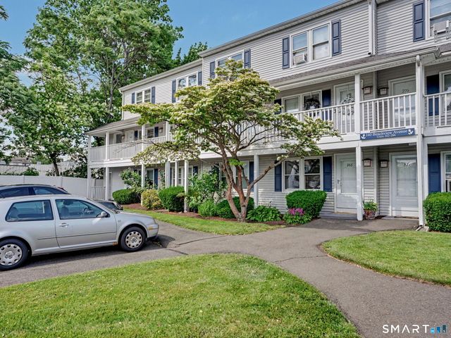 140 Beachview Avenue 266, Bridgeport, CT 06605