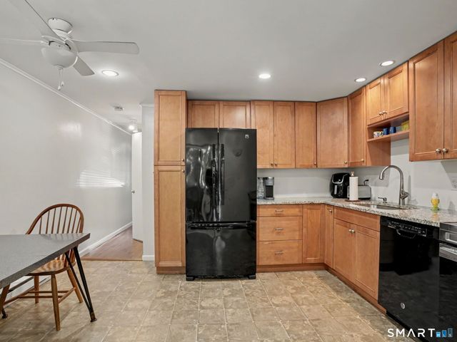 140 Beachview Avenue 266, Bridgeport, CT 06605